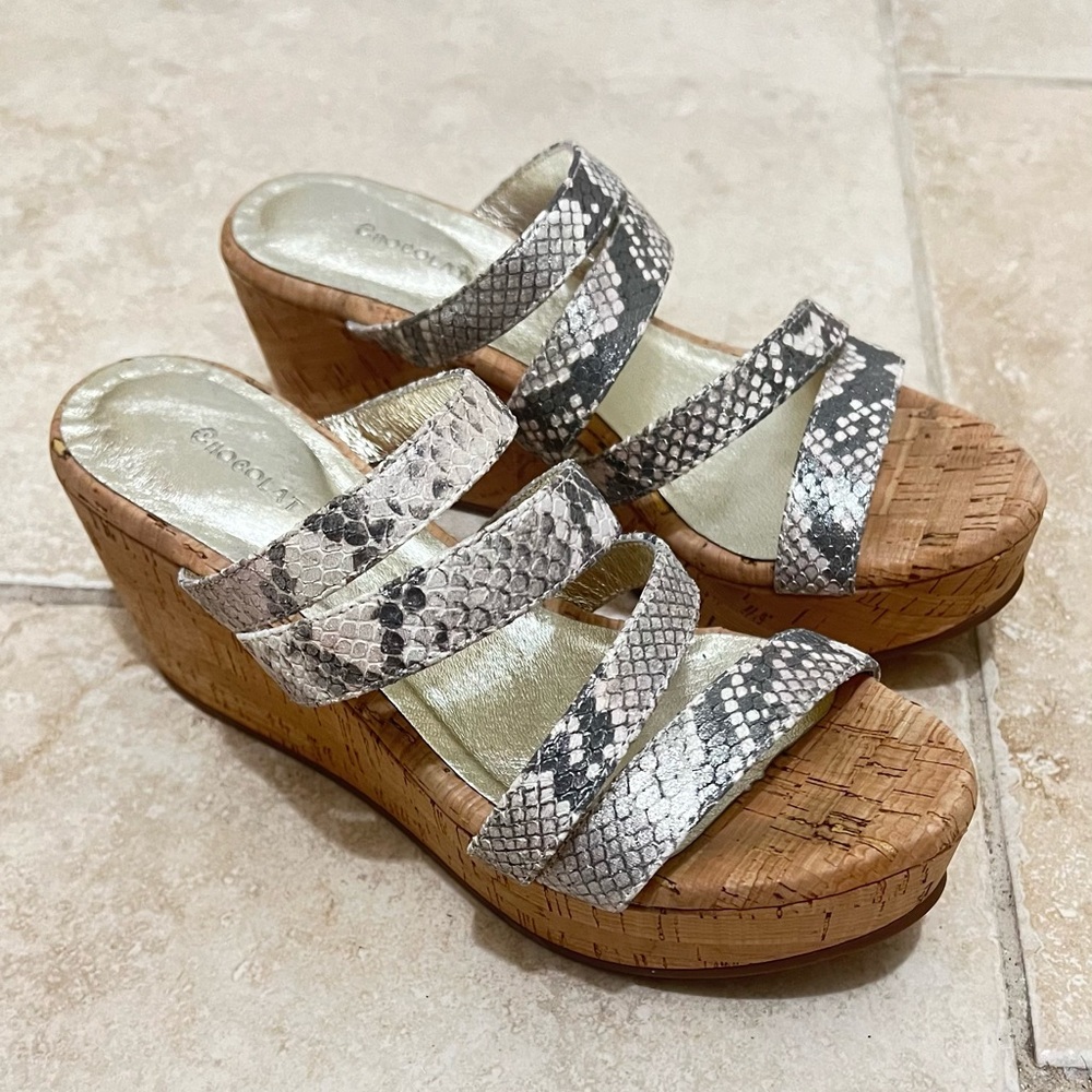 Snake, print wedges